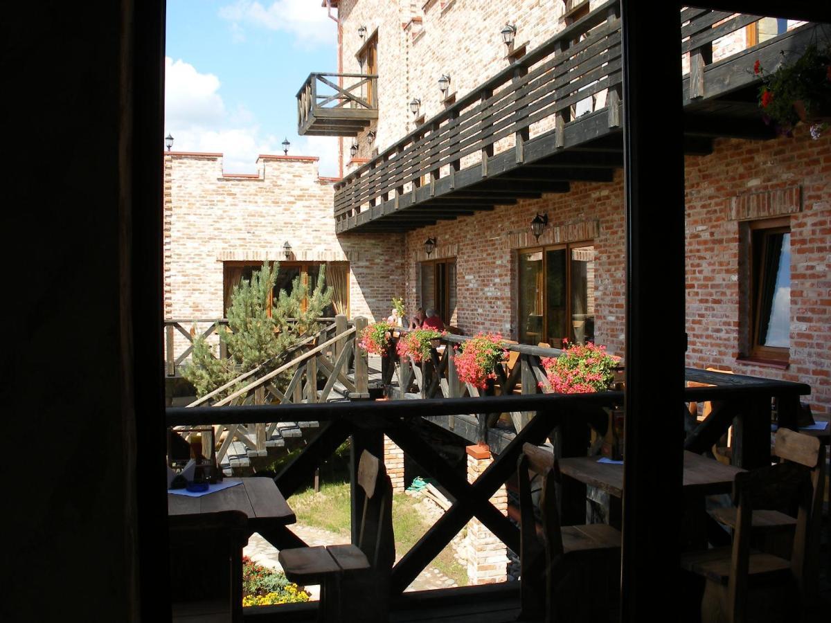 Tvirtove Prie Didziulio Hotel Dėdeliškės Buitenkant foto