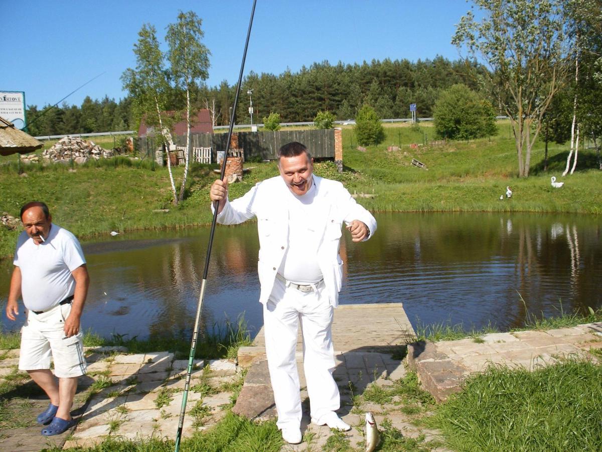 Tvirtove Prie Didziulio Hotel Dėdeliškės Buitenkant foto