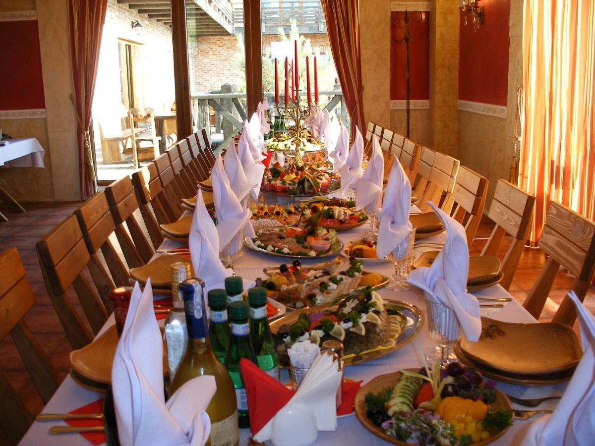 Tvirtove Prie Didziulio Hotel Dėdeliškės Buitenkant foto