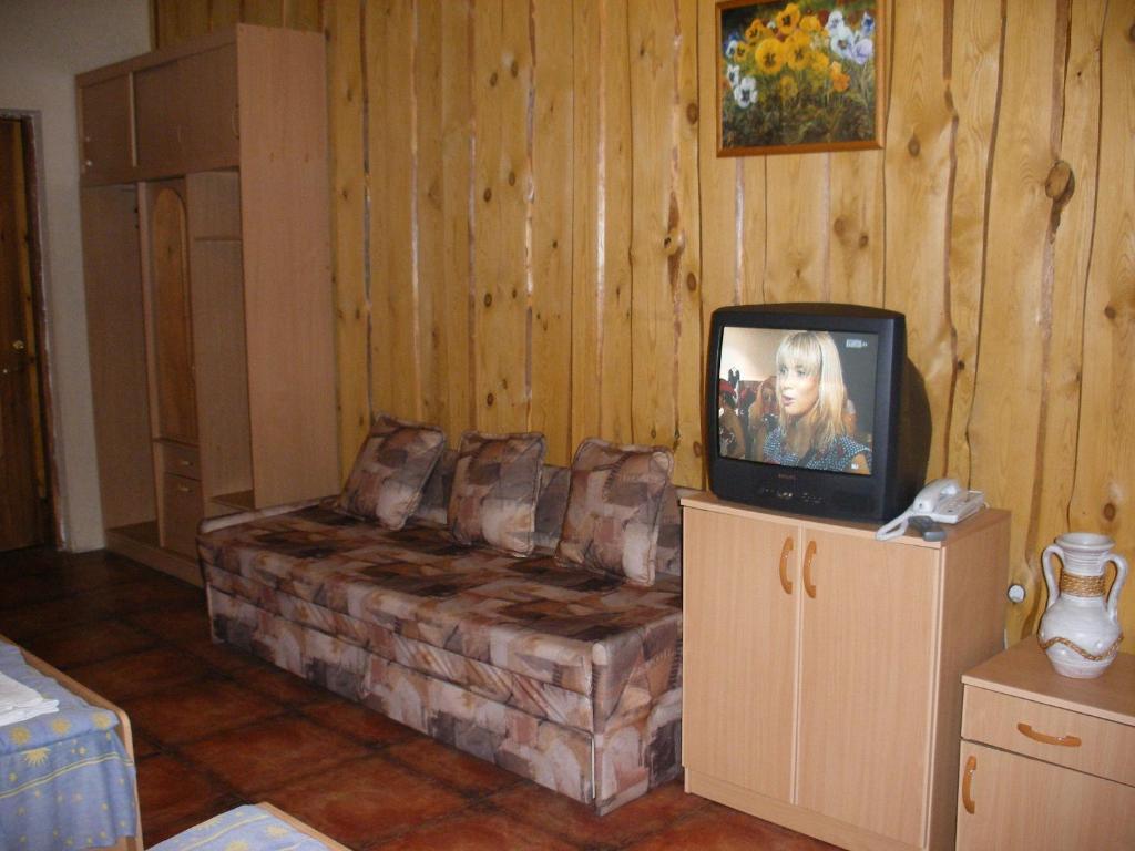 Tvirtove Prie Didziulio Hotel Dėdeliškės Kamer foto