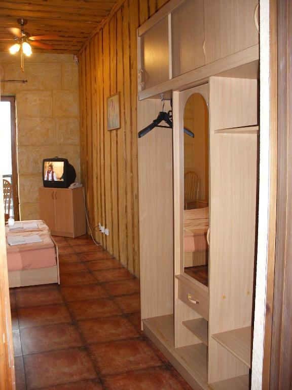 Tvirtove Prie Didziulio Hotel Dėdeliškės Kamer foto